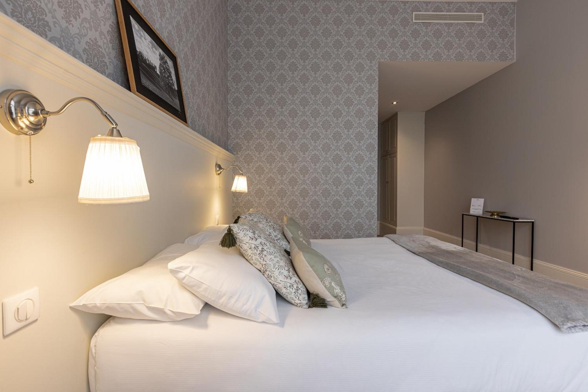 La Maison Blanche 2*