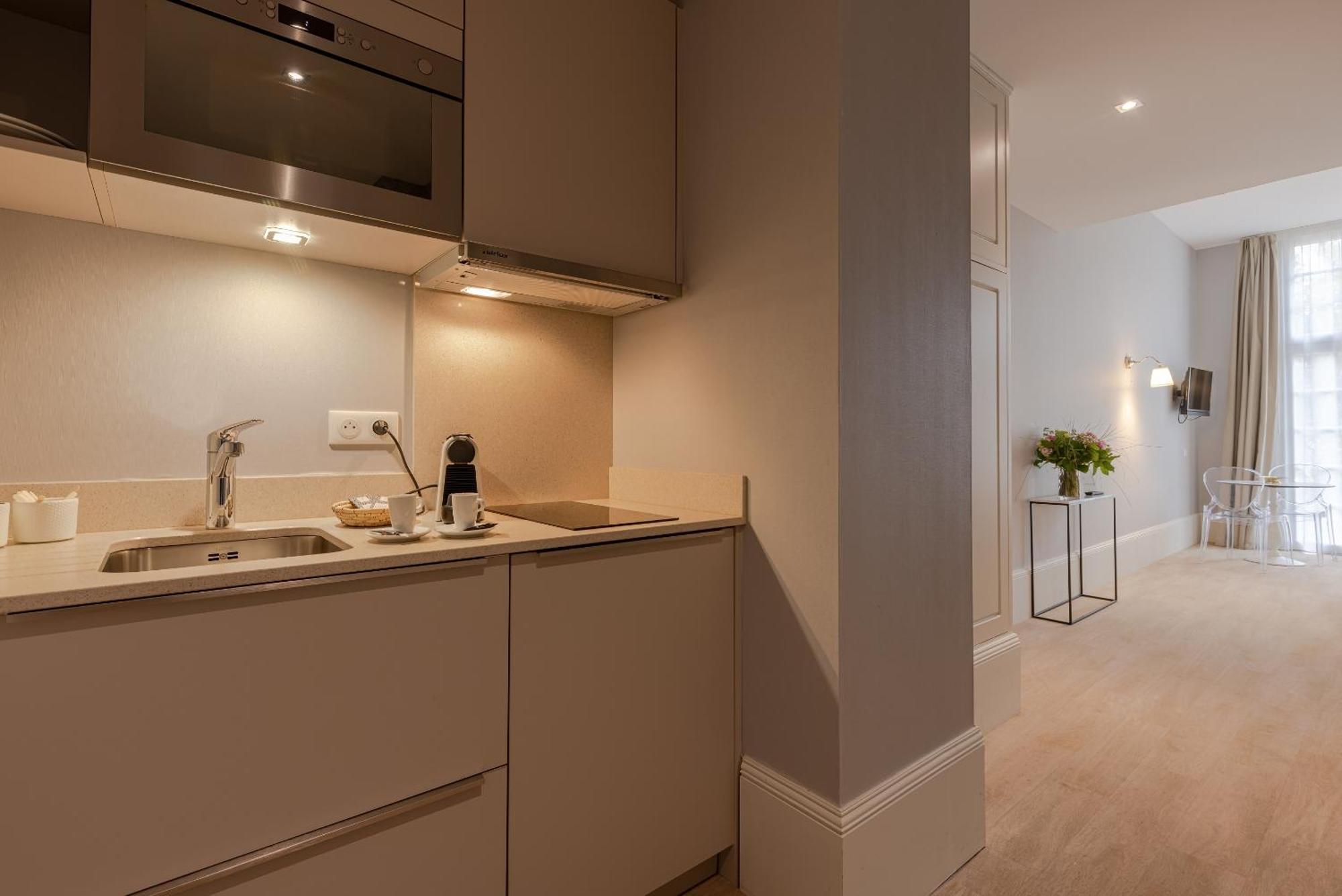 Appartamento La Maison Blanche - De Charme Chic & Cosy A 350m Du Coeur De De - Acces Autonome