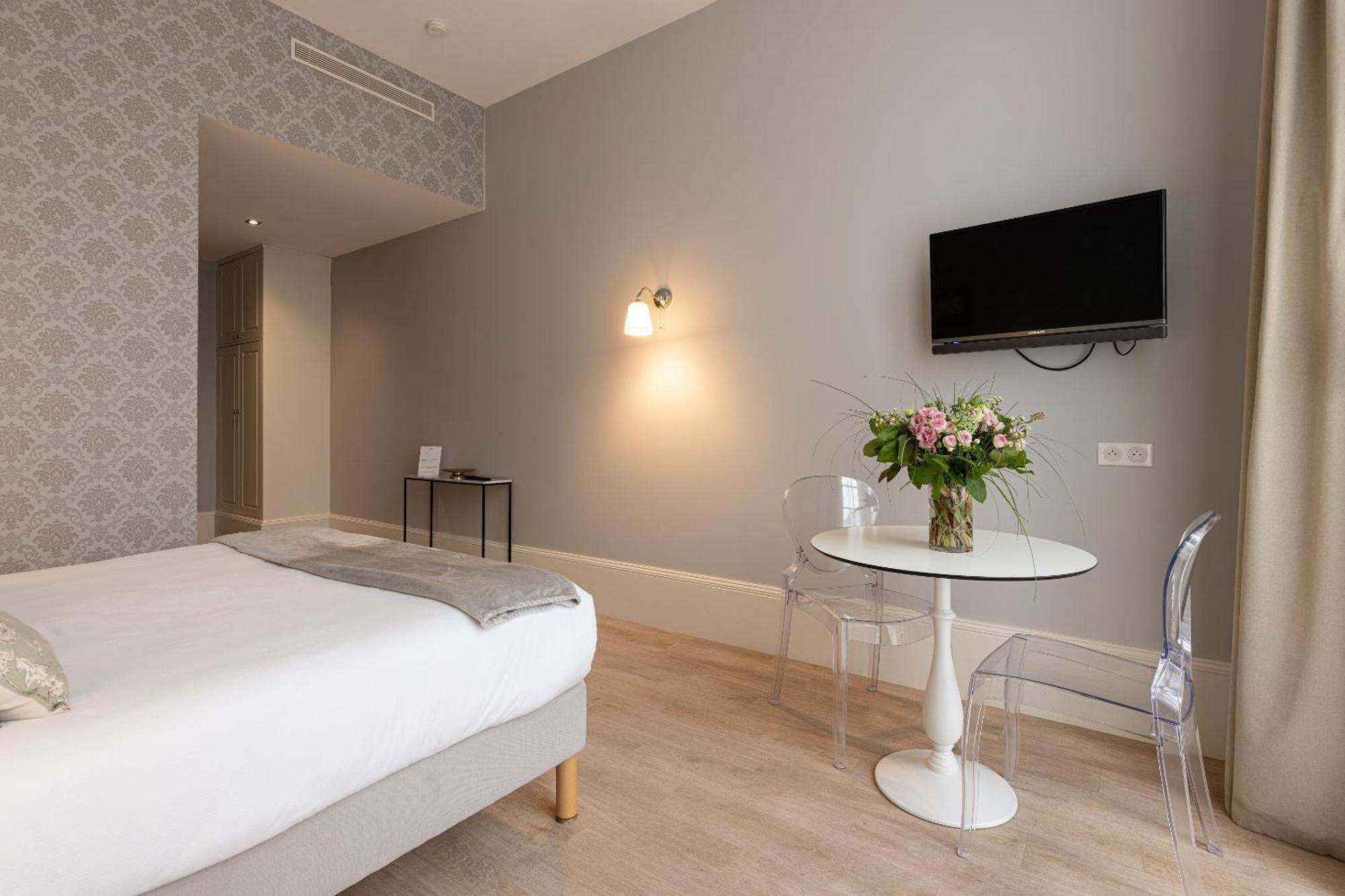 La Maison Blanche - De Charme Chic & Cosy A 350m Du Coeur De De - Acces Autonome Appartamento Limoges