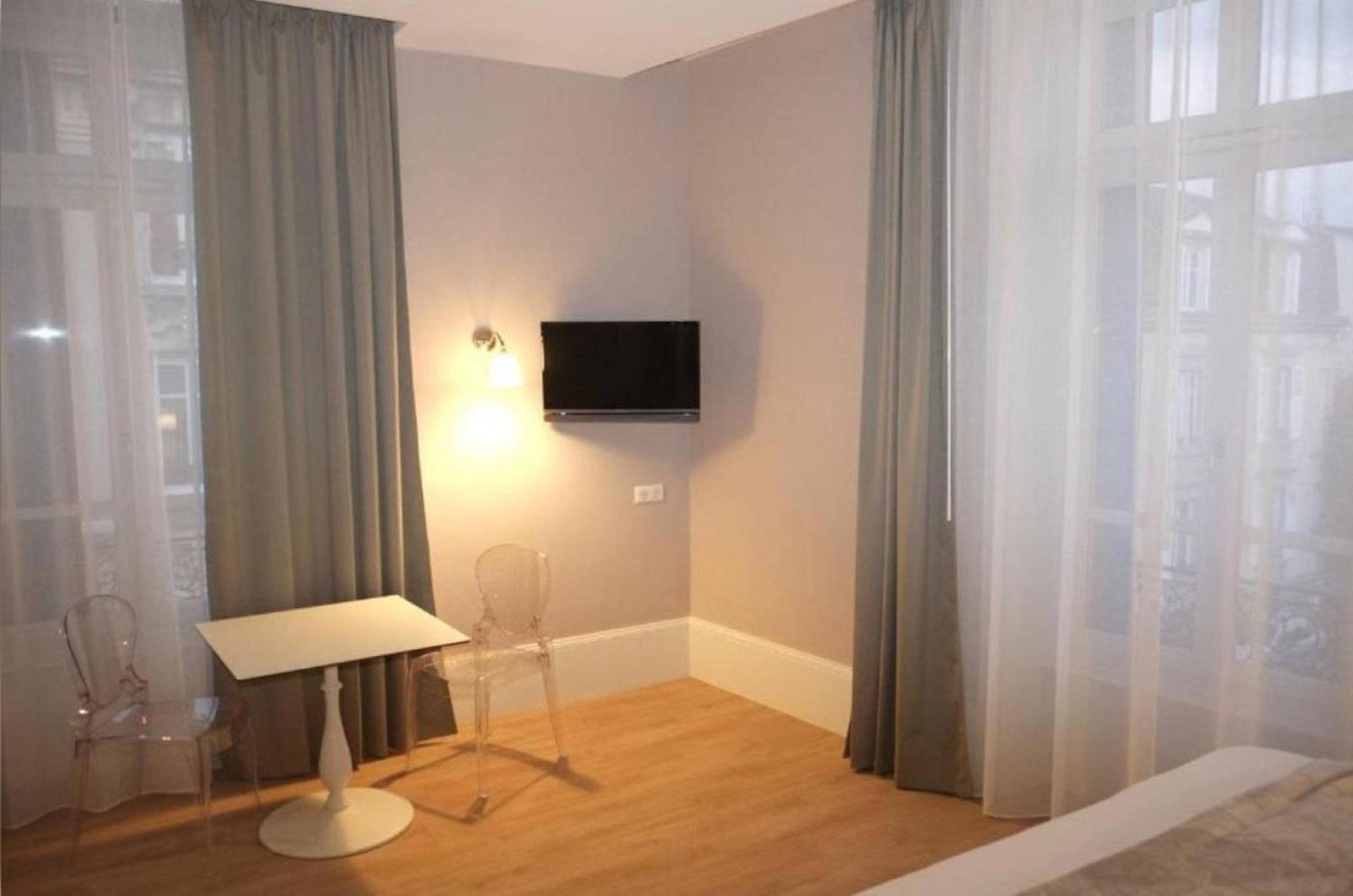 La Maison Blanche - De Charme Chic & Cosy A 350m Du Coeur De De - Acces Autonome Appartamento Limoges